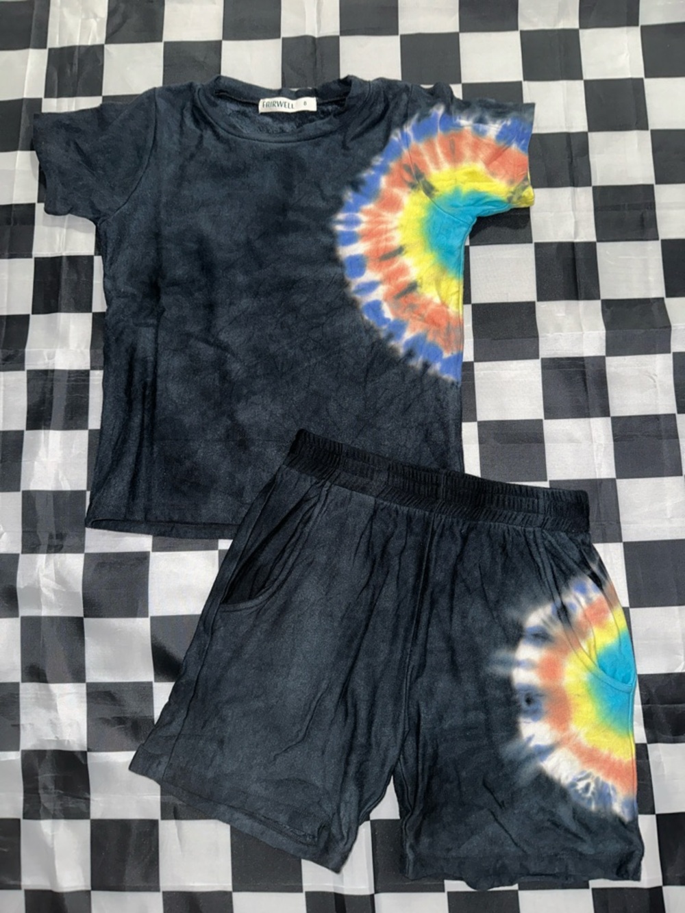 Fairwell LIKE NEW Boys Black Tie-Dye Colorful Burst Accent 8